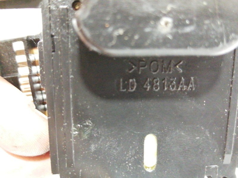 Recambio de mando intermitentes para kia cerato 2.0 ex berlina (4-ptas.) referencia OEM IAM 4813AA  