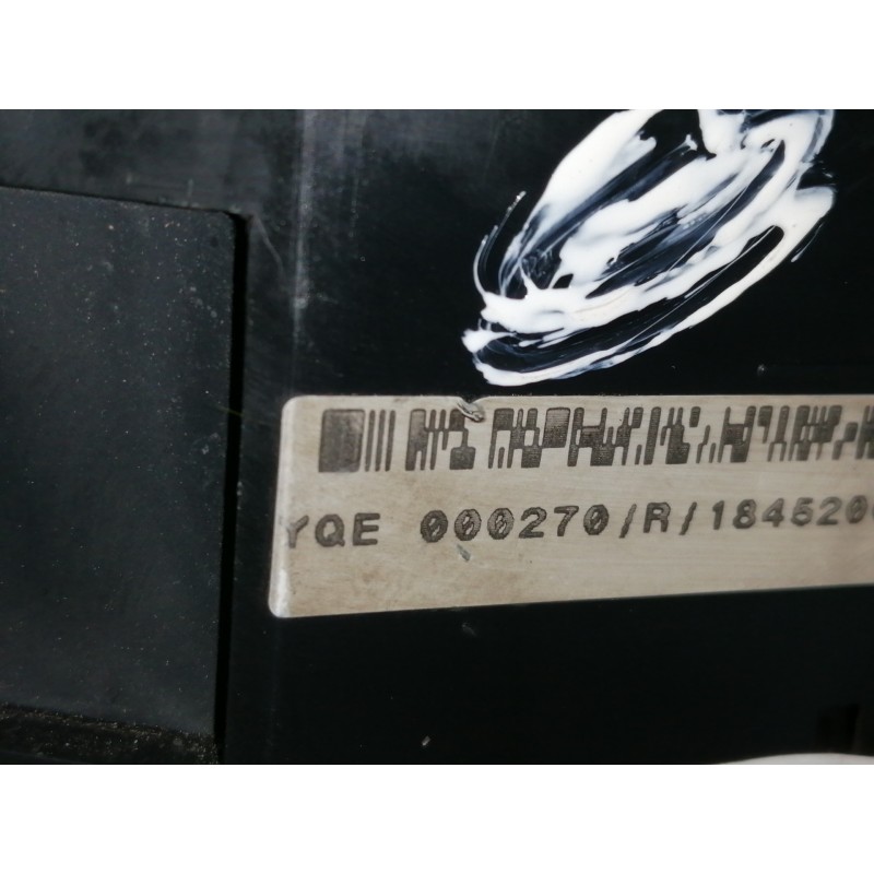 Recambio de caja reles / fusibles para land rover freelander 2.0 td4 cat referencia OEM IAM YQE000270  