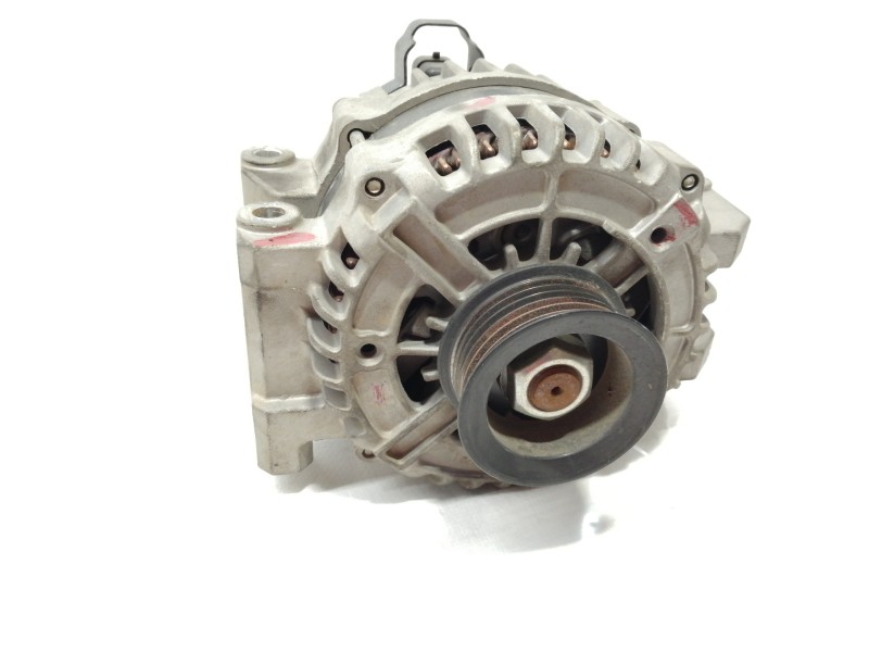 Recambio de alternador para opel mokka selective referencia OEM IAM 94509655  
