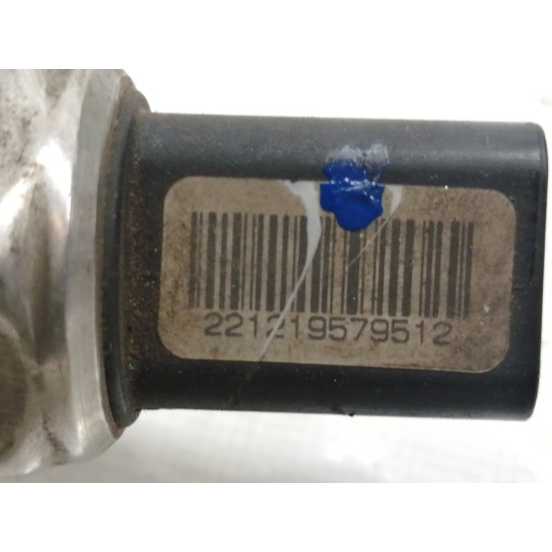 Recambio de rampa inyectora para citroën berlingo 1.6 hdi 75 xtr referencia OEM IAM 9654592680  