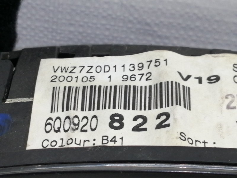 Recambio de cuadro instrumentos para volkswagen polo (9n1) gt referencia OEM IAM 6Q0920822  