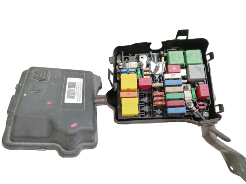 Recambio de caja reles / fusibles para citroën c3 shine referencia OEM IAM 9671924480  