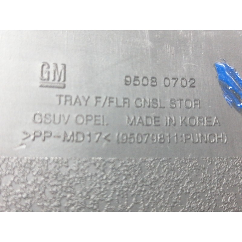 Recambio de moldura para opel mokka selective referencia OEM IAM 95080702  