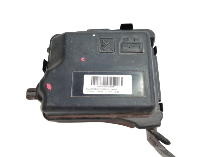 Recambio de caja reles / fusibles para citroën c3 shine referencia OEM IAM 9671924480  