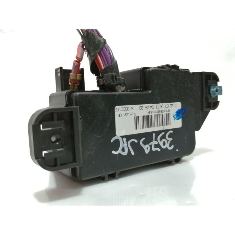 Recambio de caja reles / fusibles para opel mokka selective referencia OEM IAM 826166  