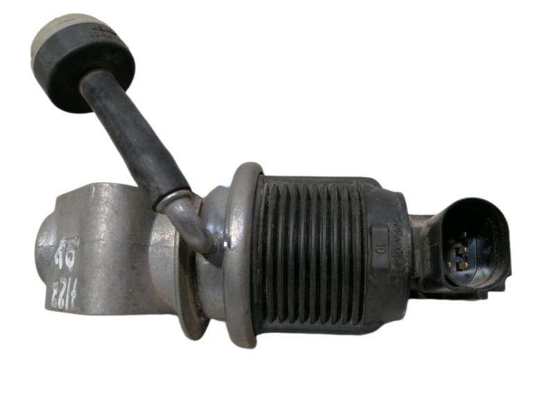 Recambio de valvula egr para volkswagen polo (9n1) gt referencia OEM IAM 036131503T 72824804 5 PINES