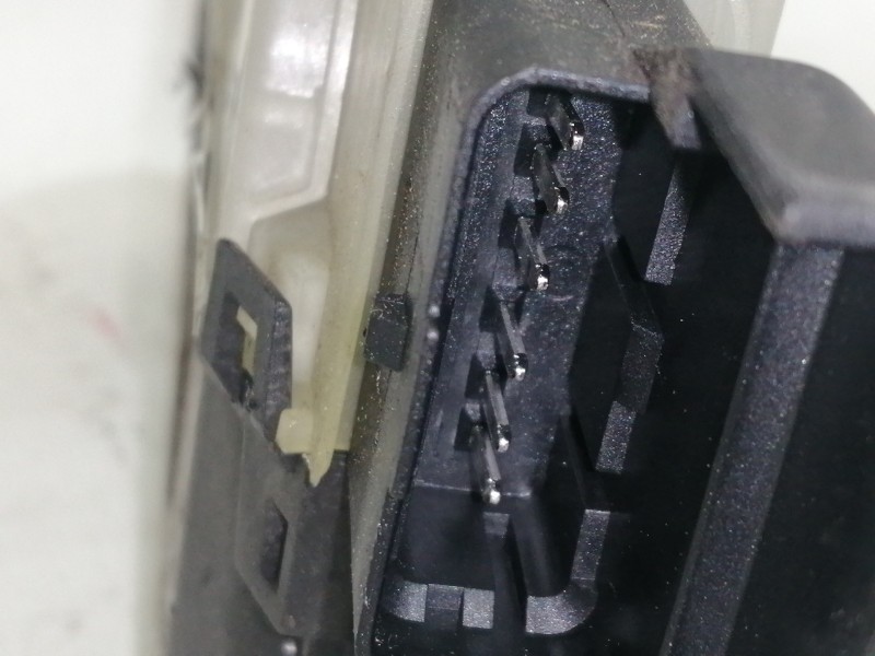 Recambio de cerradura puerta delantera izquierda para citroën c4 cactus business referencia OEM IAM 016900  