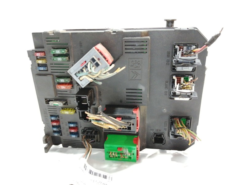 Recambio de caja reles / fusibles para peugeot 206 berlina x-line referencia OEM IAM 9650584680  