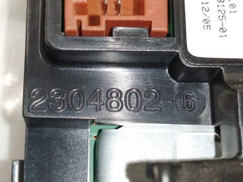 Recambio de pantalla multifuncion para citroën c4 cactus business referencia OEM IAM 9813854080  