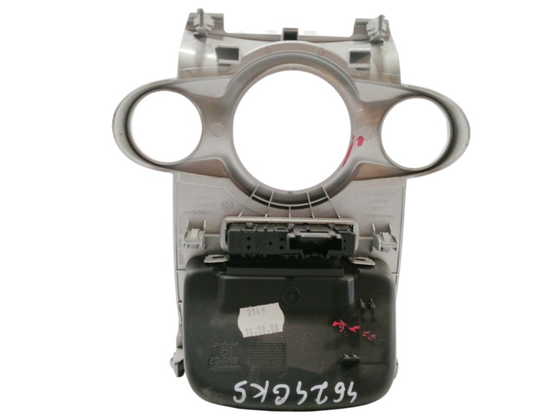 Recambio de moldura para ford fiesta (cb1) ghia referencia OEM IAM 8A6118D422AFW  