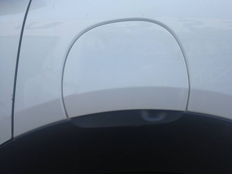 Recambio de tapa exterior combustible para citroën c4 cactus business referencia OEM IAM 9801501380  