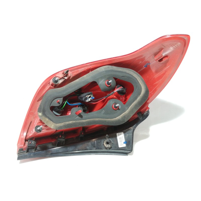 Recambio de piloto trasero derecho para opel mokka selective referencia OEM IAM 42435942  