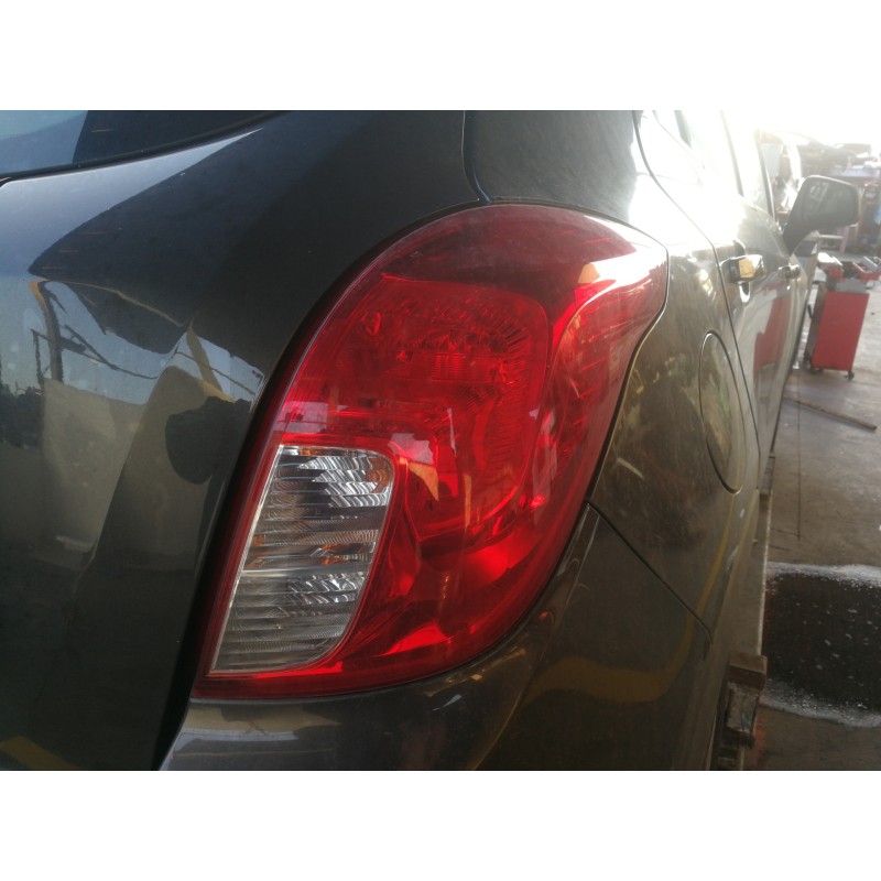 Recambio de piloto trasero derecho para opel mokka selective referencia OEM IAM 42435942  