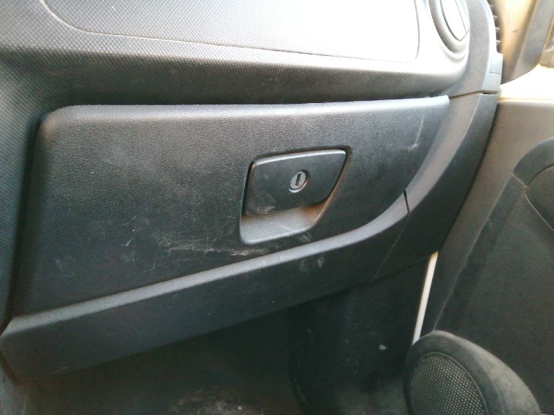 Recambio de guantera para peugeot bipper básico referencia OEM IAM 1309003070  