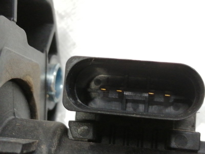 Recambio de pedal embrague para audi a3 (8p) 1.6 ambiente referencia OEM IAM 1K1721059  