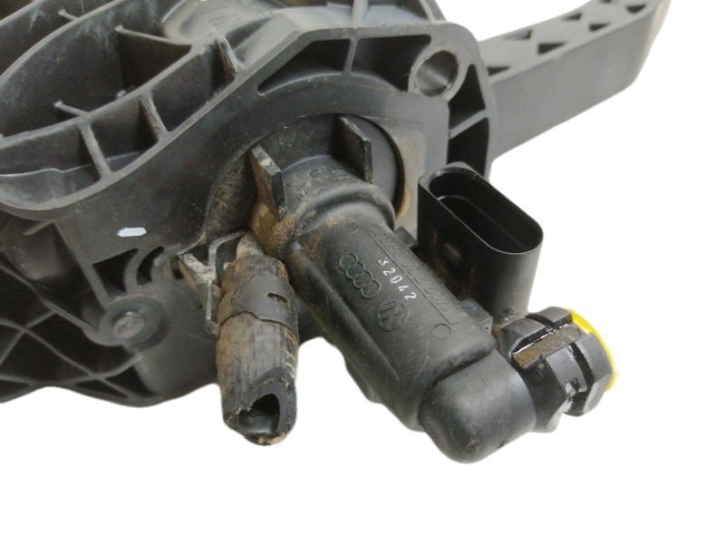 Recambio de pedal embrague para audi a3 (8p) 1.6 ambiente referencia OEM IAM 1K1721059  