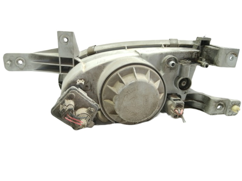 Recambio de faro derecho para hyundai accent (x3) 1.3 gs automático referencia OEM IAM   