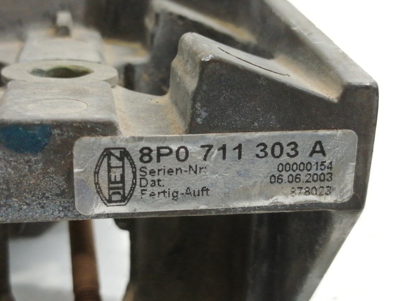 Recambio de palanca freno de mano para audi a3 (8p) 1.6 ambiente referencia OEM IAM 8P0711303A  