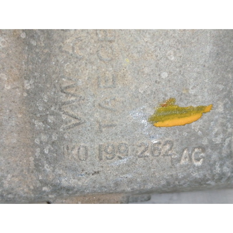 Recambio de soporte motor derecho para audi a3 (8p) 1.6 ambiente referencia OEM IAM 1K0199262  