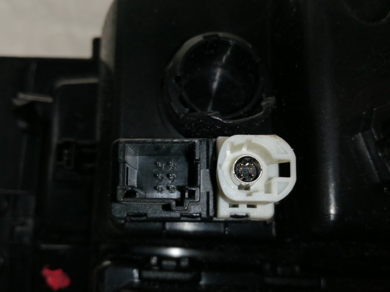 Recambio de modulo electronico para bmw serie 5 lim. (f10) 530d xdrive referencia OEM IAM 8410922065102 P12002524644 51169206729