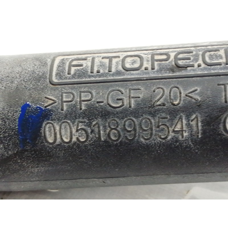 Recambio de tubo para peugeot bipper básico referencia OEM IAM 0051899541  