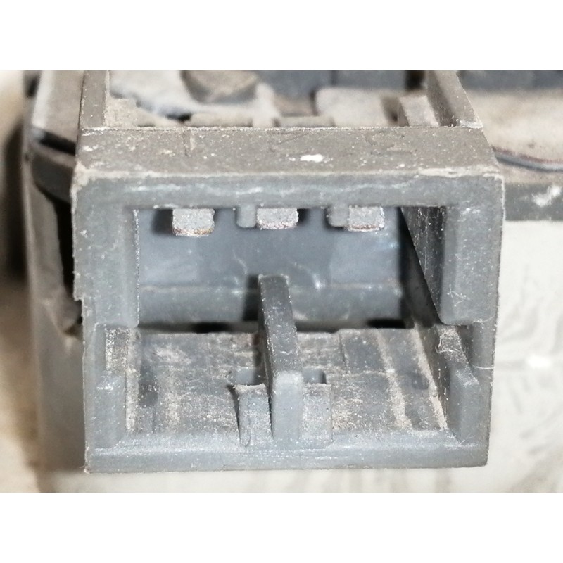 Recambio de luz interior para peugeot bipper básico referencia OEM IAM 735244963  