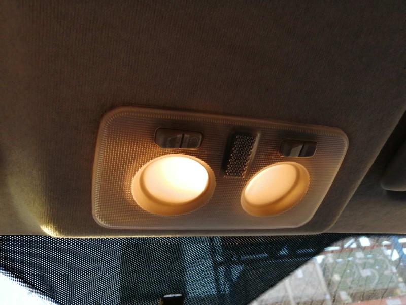 Recambio de luz interior para peugeot bipper básico referencia OEM IAM 735244963  