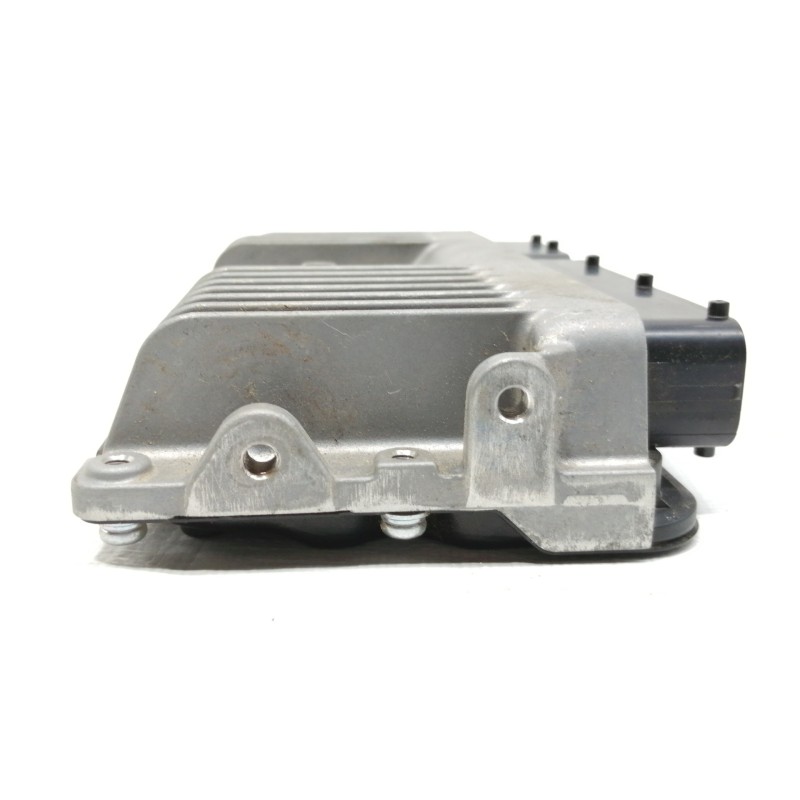 Recambio de centralita motor uce para toyota prius (zvw50) basis referencia OEM IAM 8966147680 2170000590 16062100YC
