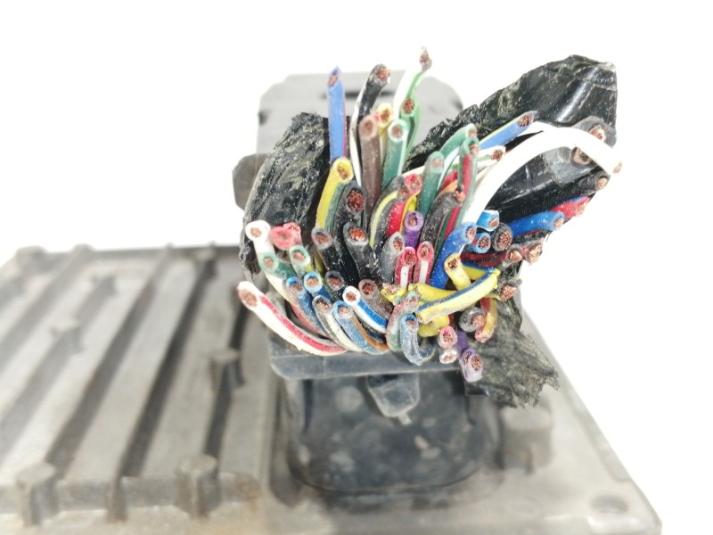 Recambio de centralita motor uce para mazda 2 berlina (dy) 1.4 active+ (59kw) referencia OEM IAM 4S6112A650NC S120977013E 