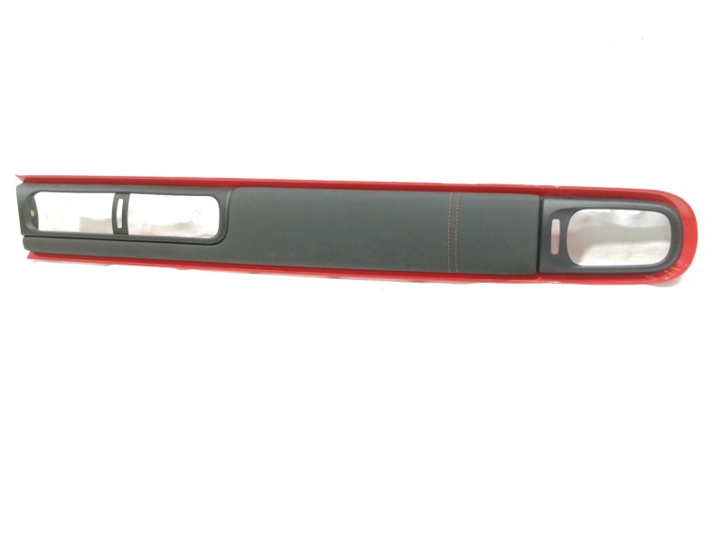 Recambio de moldura para citroën c3 shine referencia OEM IAM 9812401777  