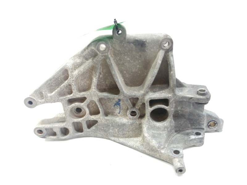 Recambio de soporte alternador para peugeot bipper básico referencia OEM IAM 55221393  