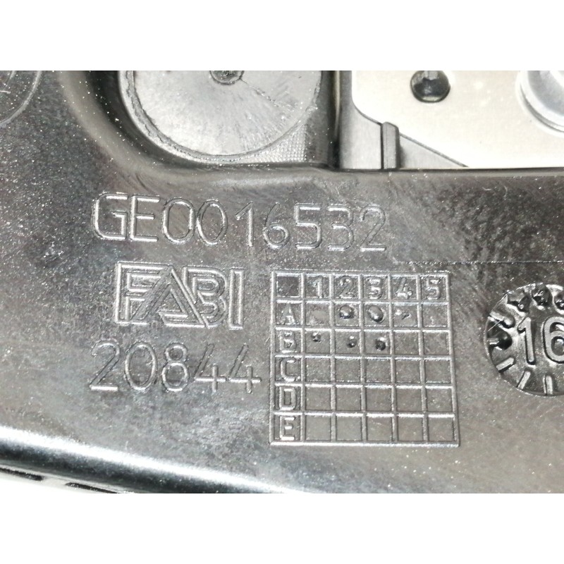 Recambio de cerradura puerta delantera derecha para citroën c3 shine referencia OEM IAM 16942937  