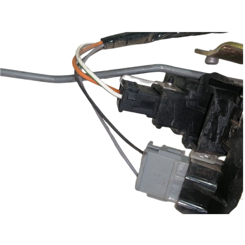 Recambio de cerradura puerta delantera derecha para renault laguna (b56) 1.8 rn (b56b) referencia OEM IAM   