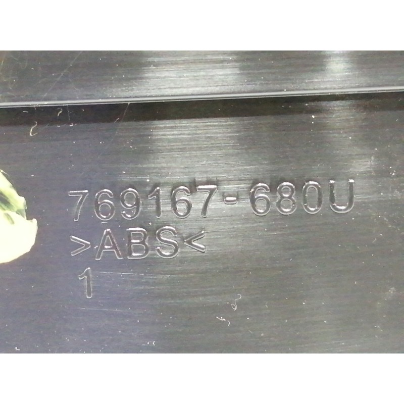 Recambio de cuadro instrumentos para citroën c3 shine referencia OEM IAM 9813361680  