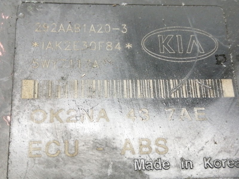 Recambio de abs para kia shuma ii 1.6 ls 4 berlina referencia OEM IAM 292AAB1A203  