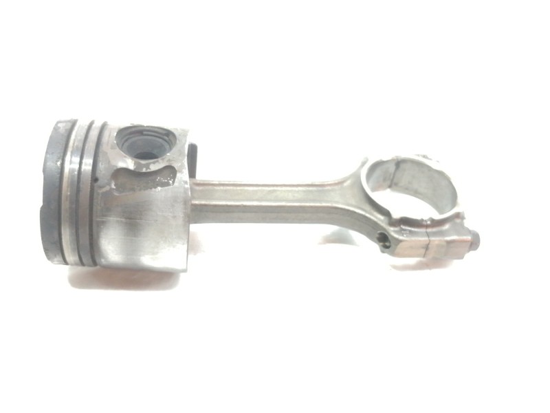 Recambio de piston para peugeot bipper básico referencia OEM IAM 02412B  