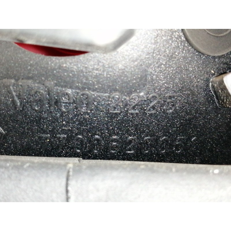 Recambio de piloto trasero derecho para renault laguna (b56) 1.8 rn (b56b) referencia OEM IAM 7700820051  