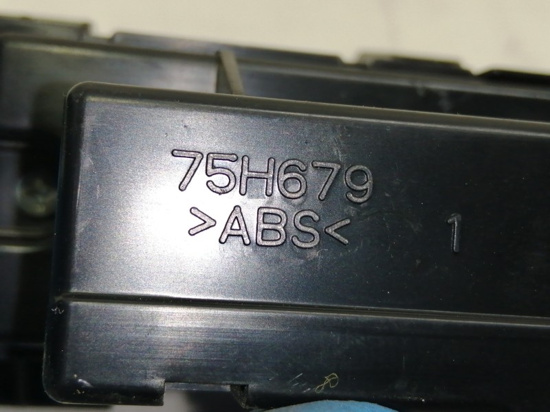 Recambio de mando climatizador para toyota prius (zvw50) basis referencia OEM IAM 5590047220  