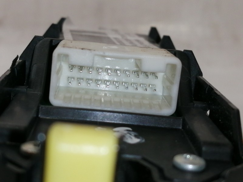 Recambio de mando elevalunas delantero izquierdo para toyota prius (zvw50) basis referencia OEM IAM 7423247200  