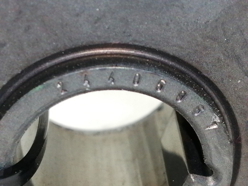 Recambio de polea cigueñal para opel meriva cosmo referencia OEM IAM 24405987  