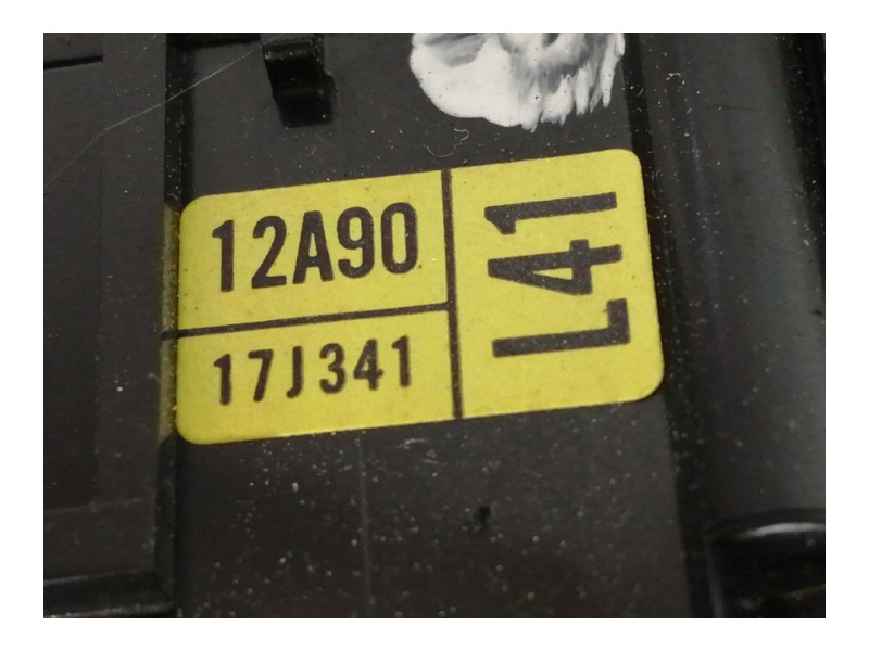 Recambio de mando limpia para toyota prius (zvw50) basis referencia OEM IAM 12A90  