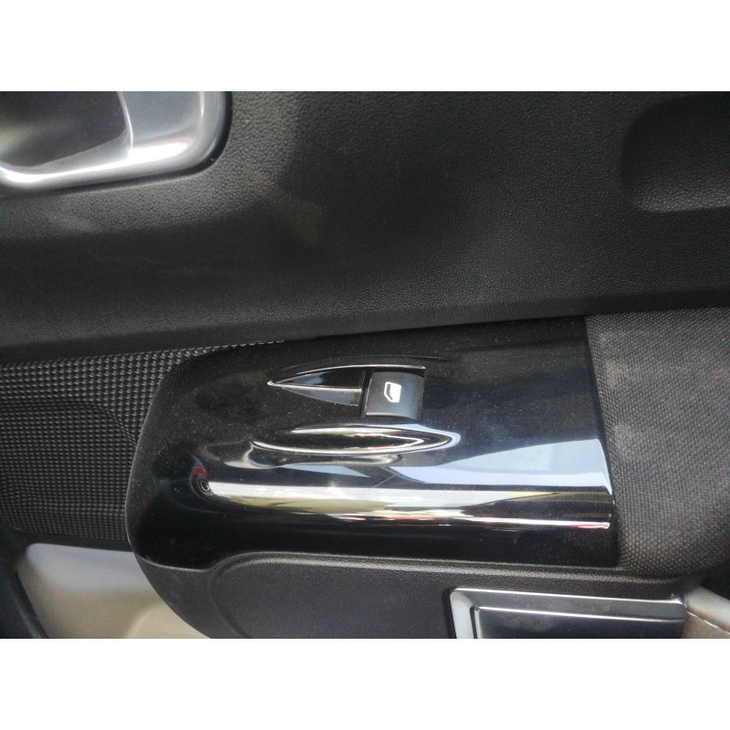 Recambio de mando elevalunas delantero derecho para citroën c3 shine referencia OEM IAM 96762292ZD  