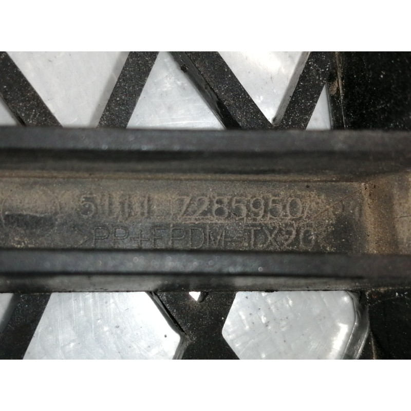 Recambio de rejilla paragolpes central para bmw serie 5 lim. (f10) 530d xdrive referencia OEM IAM 51117285950  