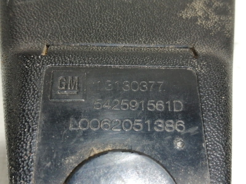 Recambio de enganche cinturon delantero izquierdo para opel meriva cosmo referencia OEM IAM 13130377 542591561 