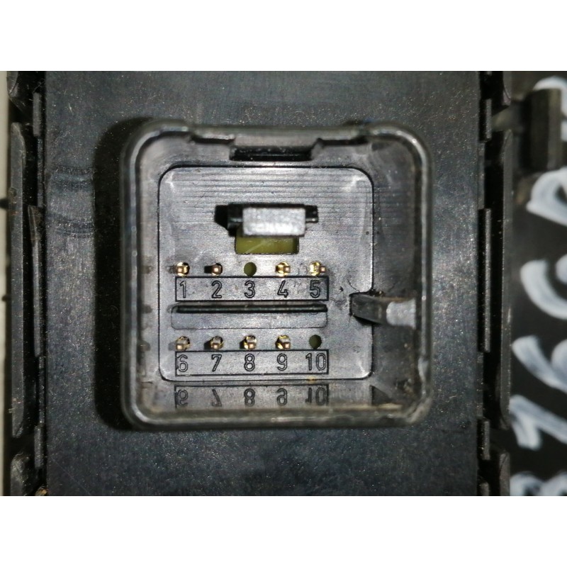 Recambio de mando elevalunas delantero izquierdo para seat leon (1p1) reference referencia OEM IAM 1K4959857B  