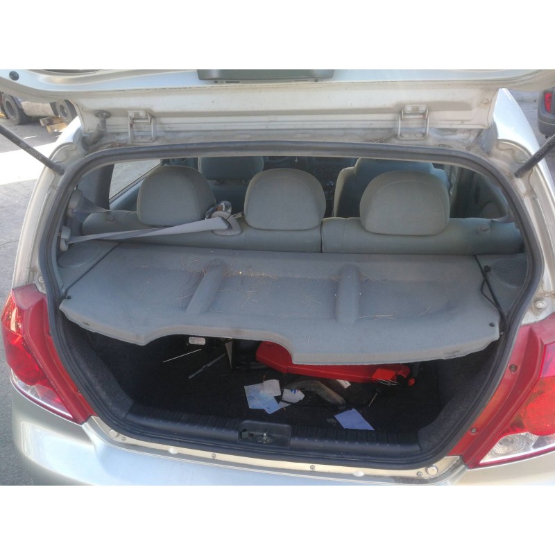 Recambio de bandeja trasera para daewoo kalos 1.4 sx referencia OEM IAM   
