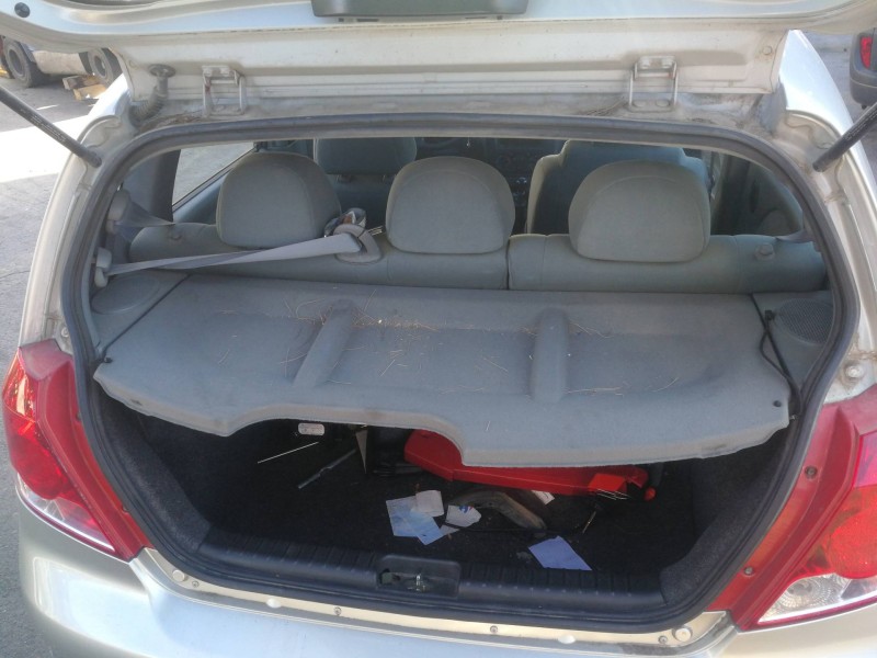 Recambio de bandeja trasera para daewoo kalos 1.4 sx referencia OEM IAM   