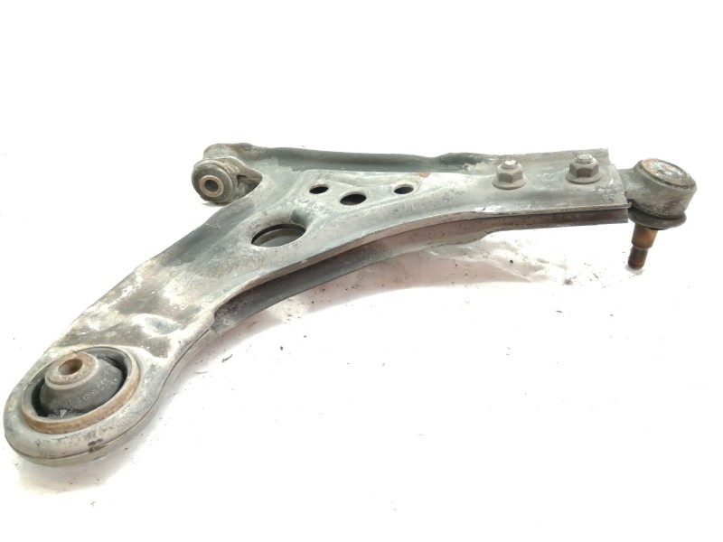 Recambio de brazo suspension inferior delantero izquierdo para daewoo kalos 1.4 sx referencia OEM IAM   