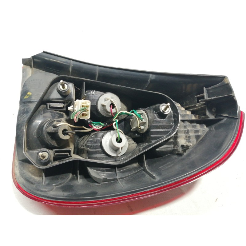 Recambio de piloto trasero izquierdo para toyota corolla (e11) 2.0 d linea luna (3-ptas.) referencia OEM IAM   