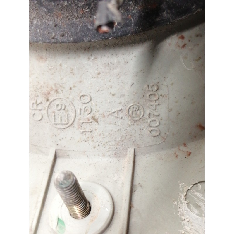 Recambio de faro derecho para seat marbella ce referencia OEM IAM 67628120 007405 1130